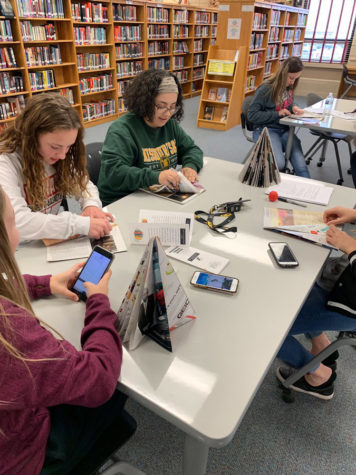 Library reuses magazines for festive project