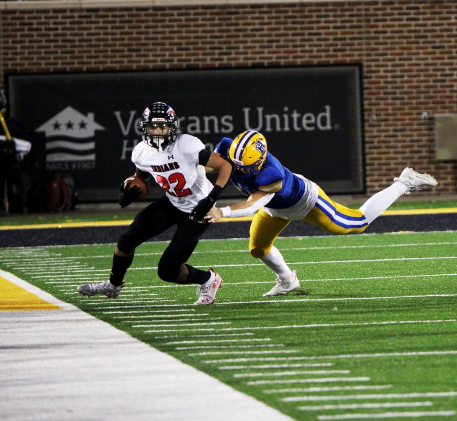 FOOTBALL: Indians fall to Francis Howell in Class 5 Championship
