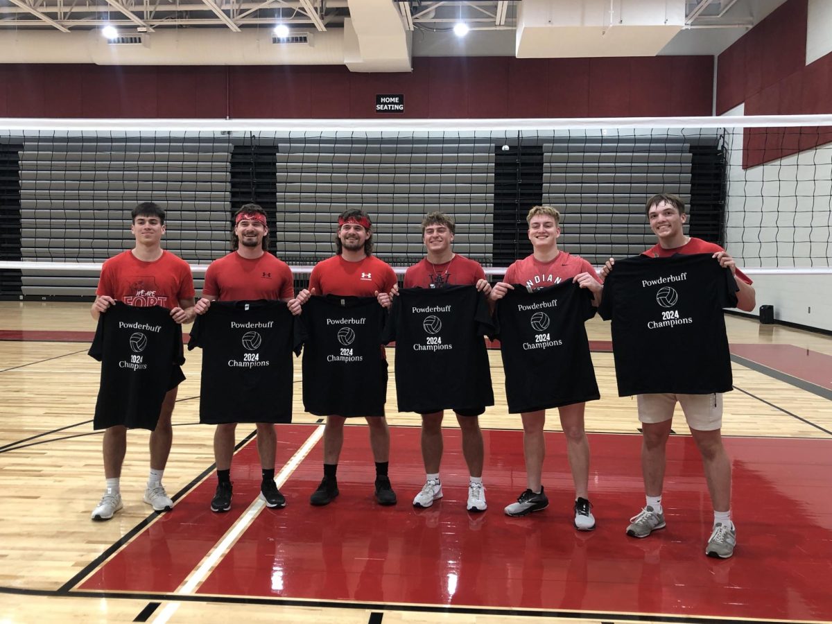 WINNER%21+The+average+joes+pose+for+a+picture+with+their+champion+t-shirts.+The+team+faced+the+Danish+Warriors+and+played+3+sets+to+win+the+match.+Senior+Landon+Sullivan+is+proud+of+his+teams+come+back+in+the+3rd+set.+%E2%80%9CThe+key+was+communication+and+not+letting+our+feelings+get+to+us%2C+we+came+back+and+pushed+through%2C%E2%80%9D+Sullivan+said.+++